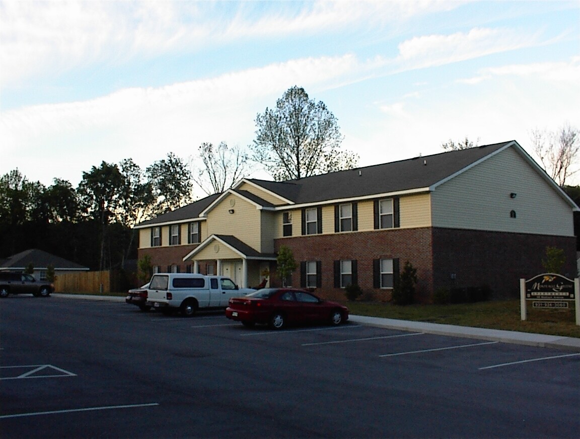 Monteagle Greene Apartments - Monteagle Greene Apartments
