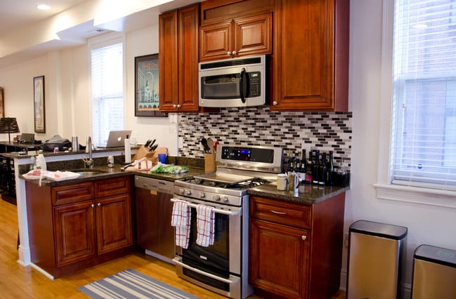 Building Photo - 2212 11th St NW Unit 2