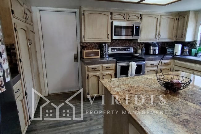 Photo - 13408 Warrenton Ave