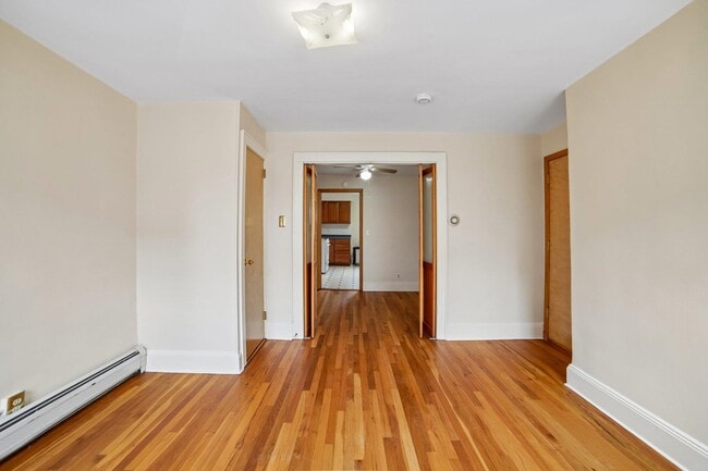 Photo - 438 2nd St
