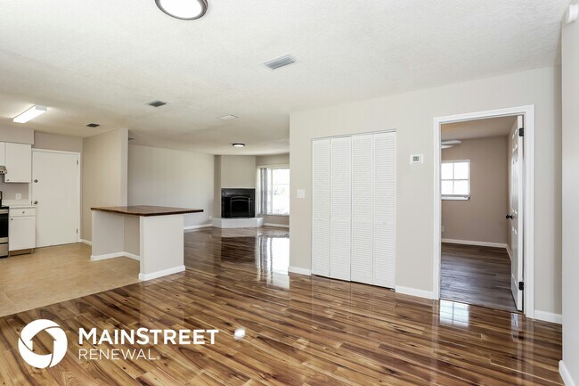 Photo - 142 Capella Rd