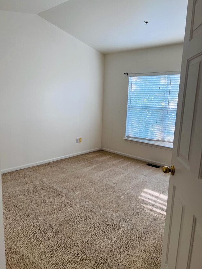 Photo - 591 Summerfield Dr Unit 198