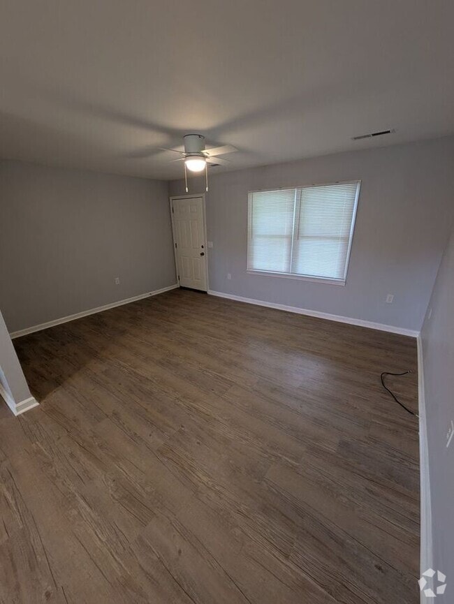 Building Photo - 2BA/1BA Unit at Ponderosa in Conover! Rental
