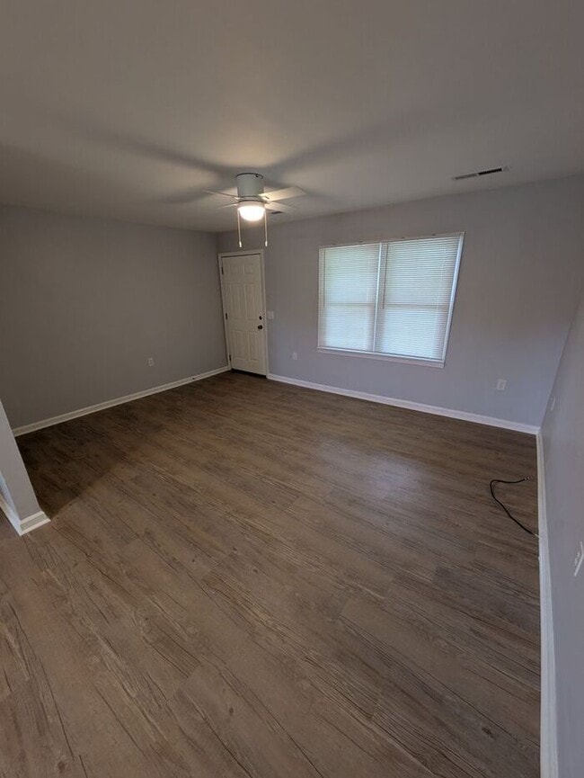 2BA/1BA Unit at Ponderosa in Conover!