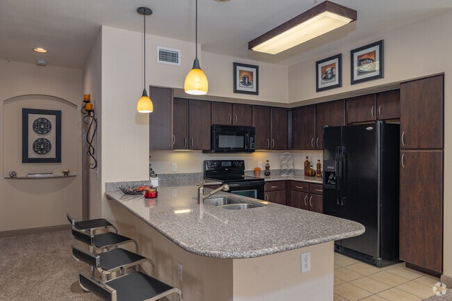 2BR, 2BA - 1,313SF - Kitchen