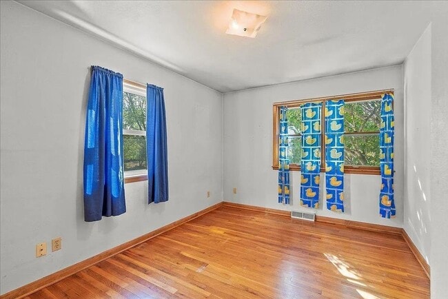 Photo - 4 Bedroom 2 Bath House in Cedar Falls