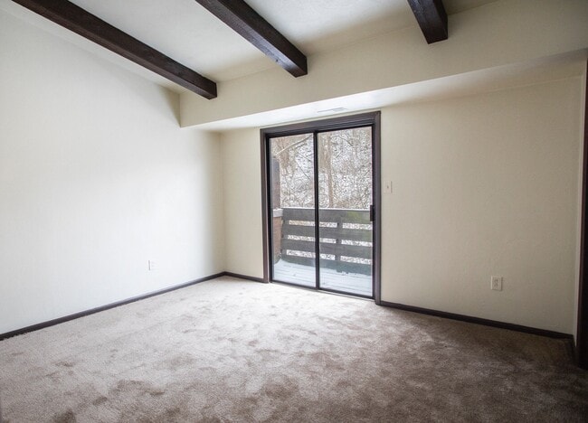 Photo - Center Grove Apartments