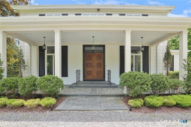 Photo - 345 Governors Ln
