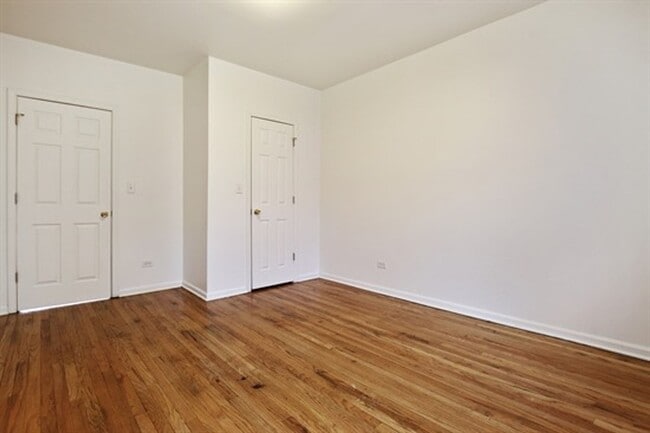 6401 S Maplewood