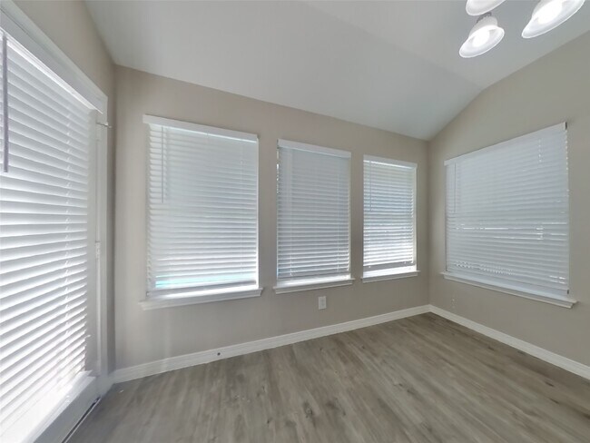 Photo - 2311 Daneswood Ct