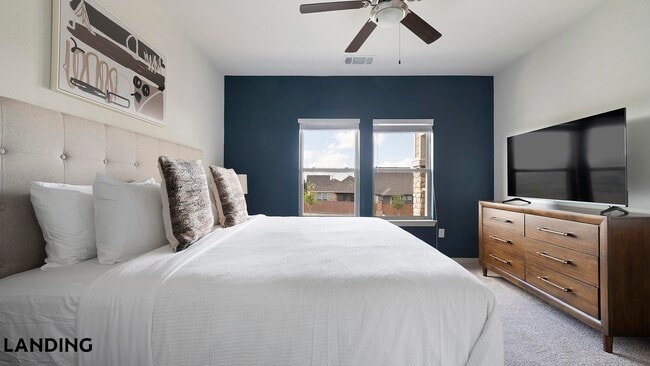 Photo - 2825 Main St Unidad 1225