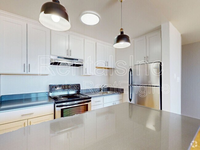 Building Photo - 651 Kansas St Unit 406 Rental