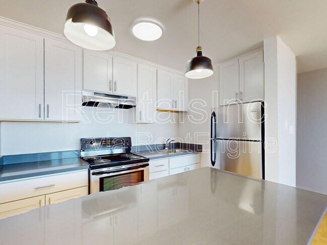 Building Photo - 651 Kansas St Unit 406 Rental