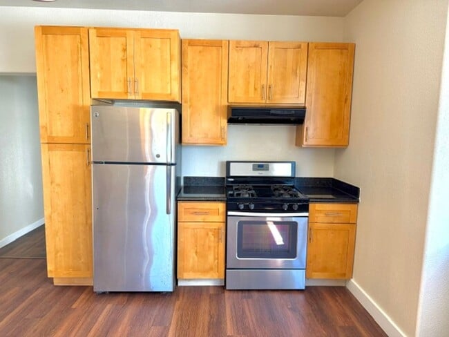 Photo - 1619 Fairview St Unit 1