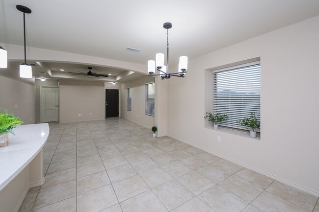 Photo - 704 Mercado Ln