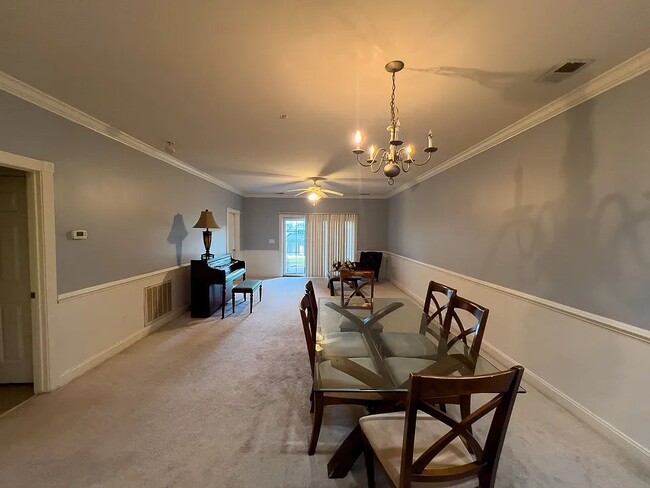 Photo - 4847 Luster Leaf Cir Unidad 103