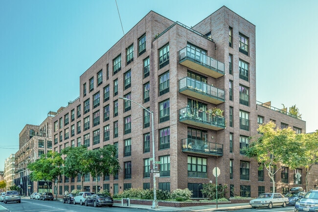 221 Kent Ave - 58 Metropolitan