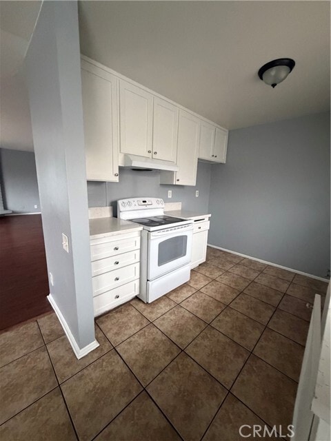 Photo - 2559 Yorkshire Way