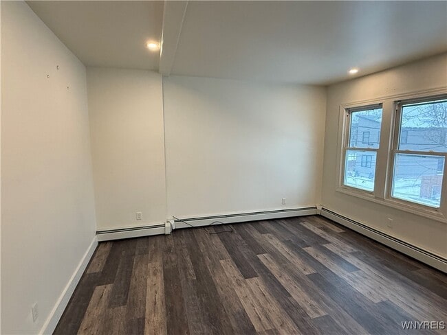 Photo - 193 Vermont St