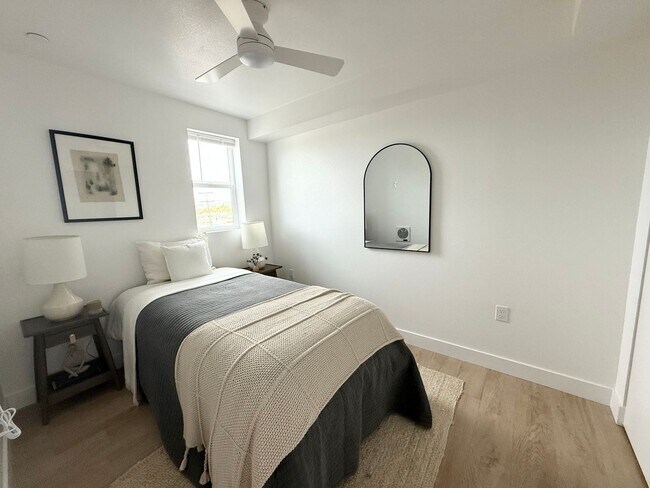 4973 W 21st St Unit 402a