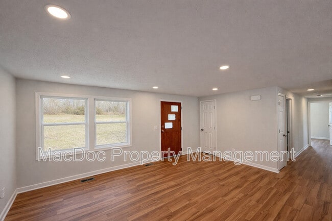 Photo - 13428 Ladysmith Rd