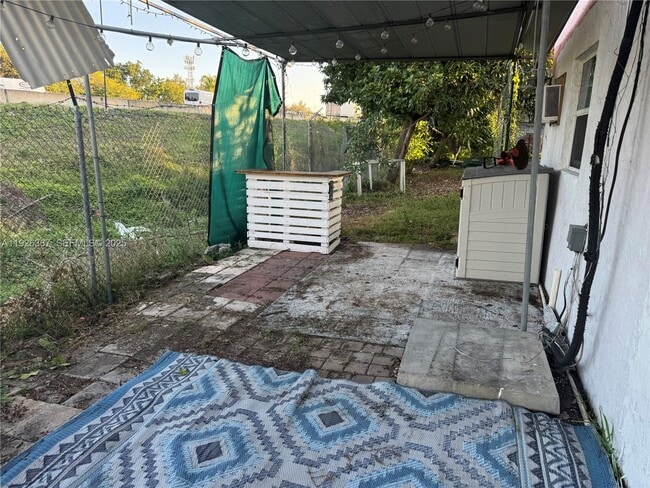 Photo - 6230 Garfield St