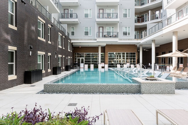 Mirasol at Park Lane - Mirasol at Park Lane Apartments