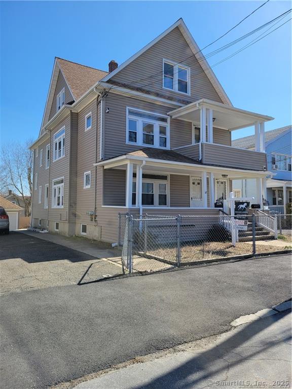 Building Photo - 134 Monroe St Unit 2 Rental