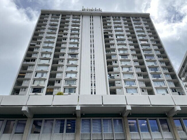 PACIFIC GRAND studio, sec, A/C, lanai, poo... - PACIFIC GRAND studio, sec, A/C, lanai, poo... Unit APT 1020