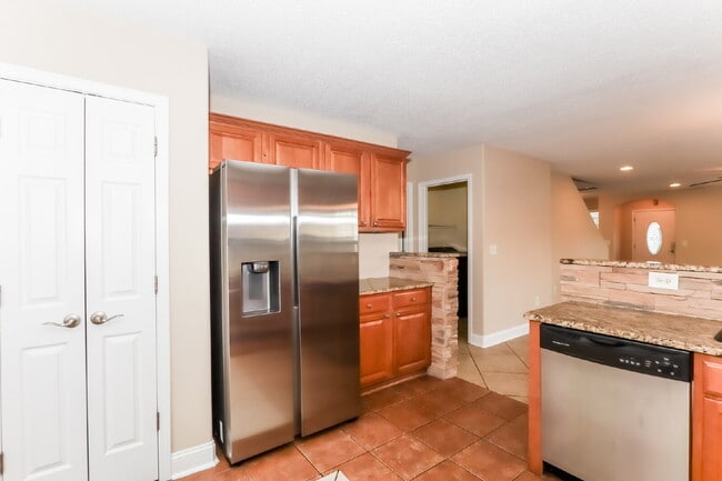 Photo - "Spacious 4-Bed, 3-Bath Haven in Myrtle Beach - Your Perfect Coastal Retreat!"