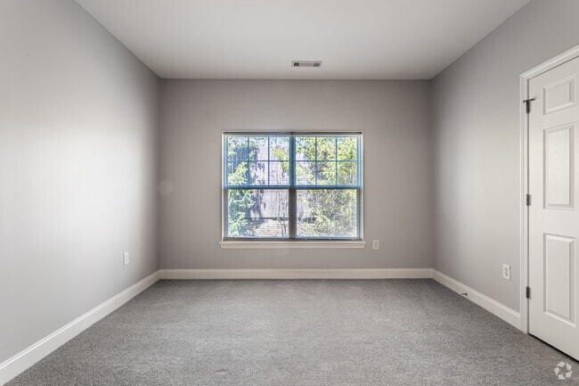 2BR, 2BA