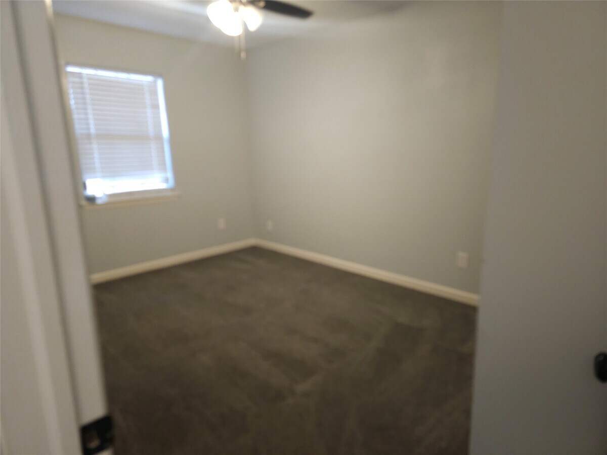 Photo - 1503 Ryon St