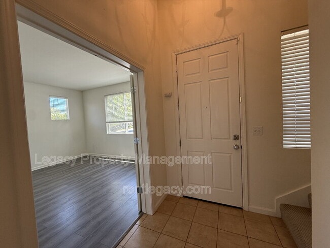Photo - 1552 Bailey Dr