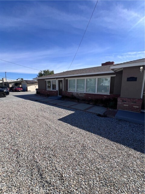 Photo - 18639 Orange St