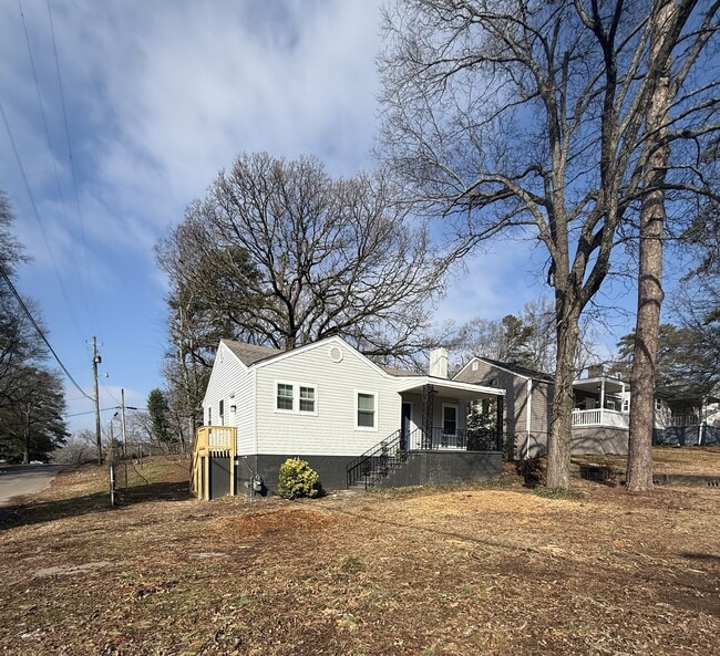 Building Photo - 7400 Rome Ave