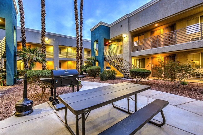 Boulder Palms