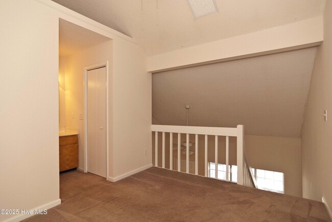 Photo - 4105 Spirea Dr Apartment Unit B