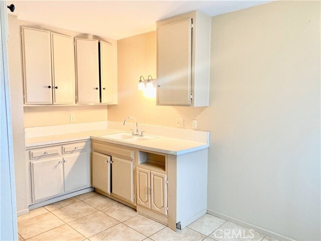 Photo - 8616 N Loop Blvd Townhome