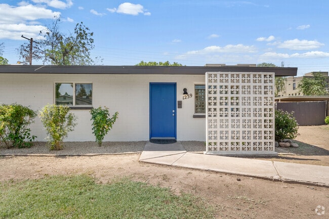 Building Photo - Pecan Grove Estates Rental