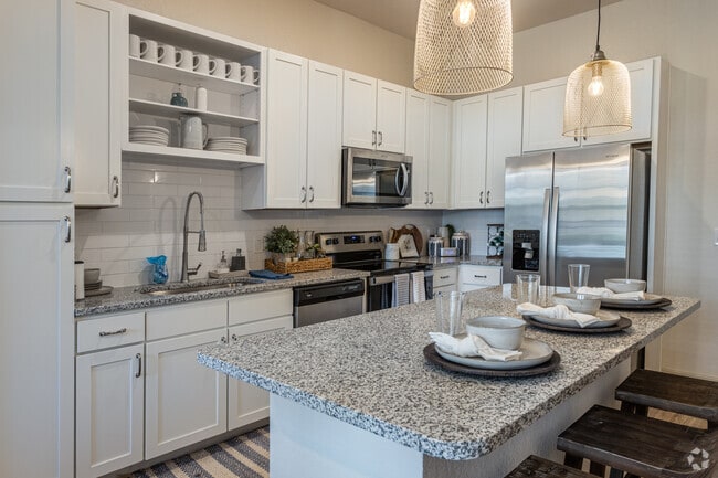 2HAB, 2BA - 1,056 ft² - Terrabella Coastal Apartments