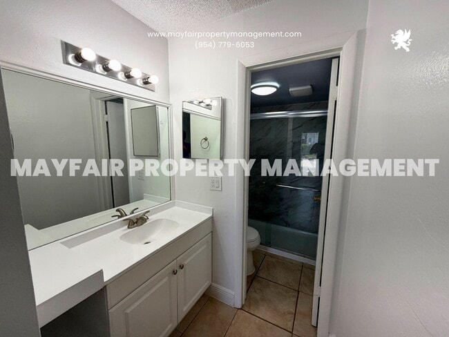 Photo - 4417 Treehouse Ln