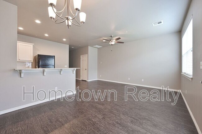Photo - 786 SW 13th St