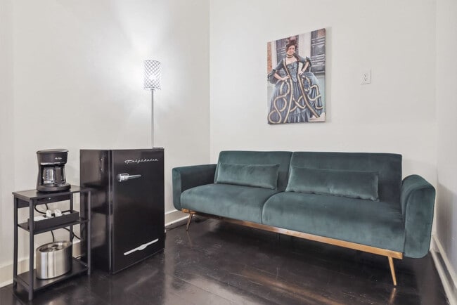 Photo - 508 Chartres St Unidad ID1272323P