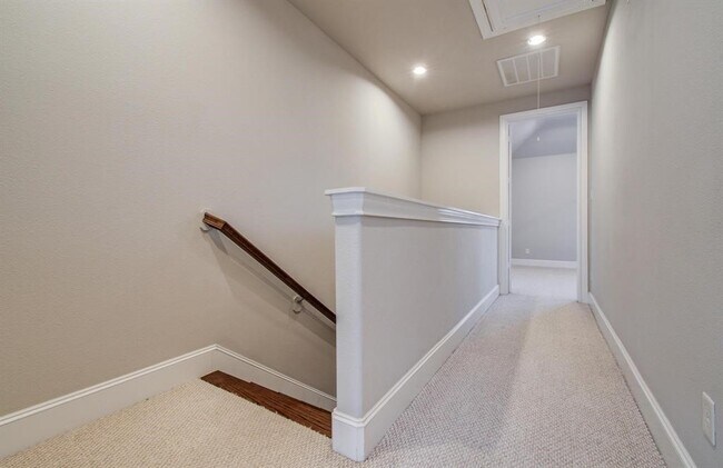 Photo - 610 Delano St