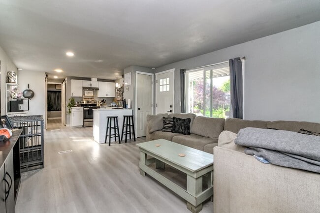 Photo - Updated 2 bedroom manufactured home on lar...