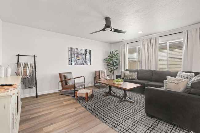Photo - 5302 E Burnte Peak St Unit ID1322141P