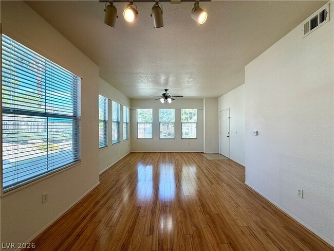 Photo - 9975 Peace Way Unit 1098
