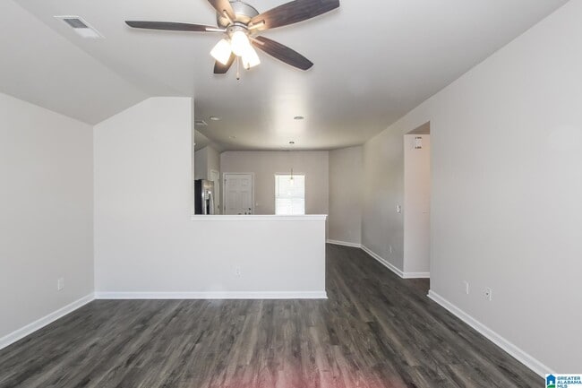 Photo - 304 Hidden Ct