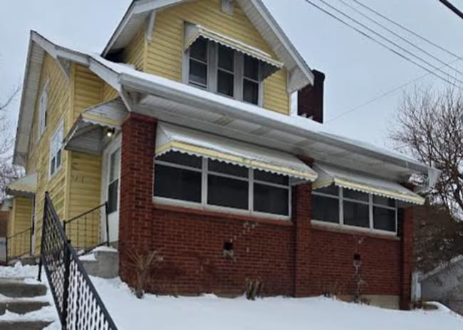 Building Photo - Three Bedroom Home located on Westside near 30th Street and MLK Drive