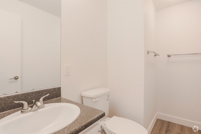 2BR,2BA-Sapphire